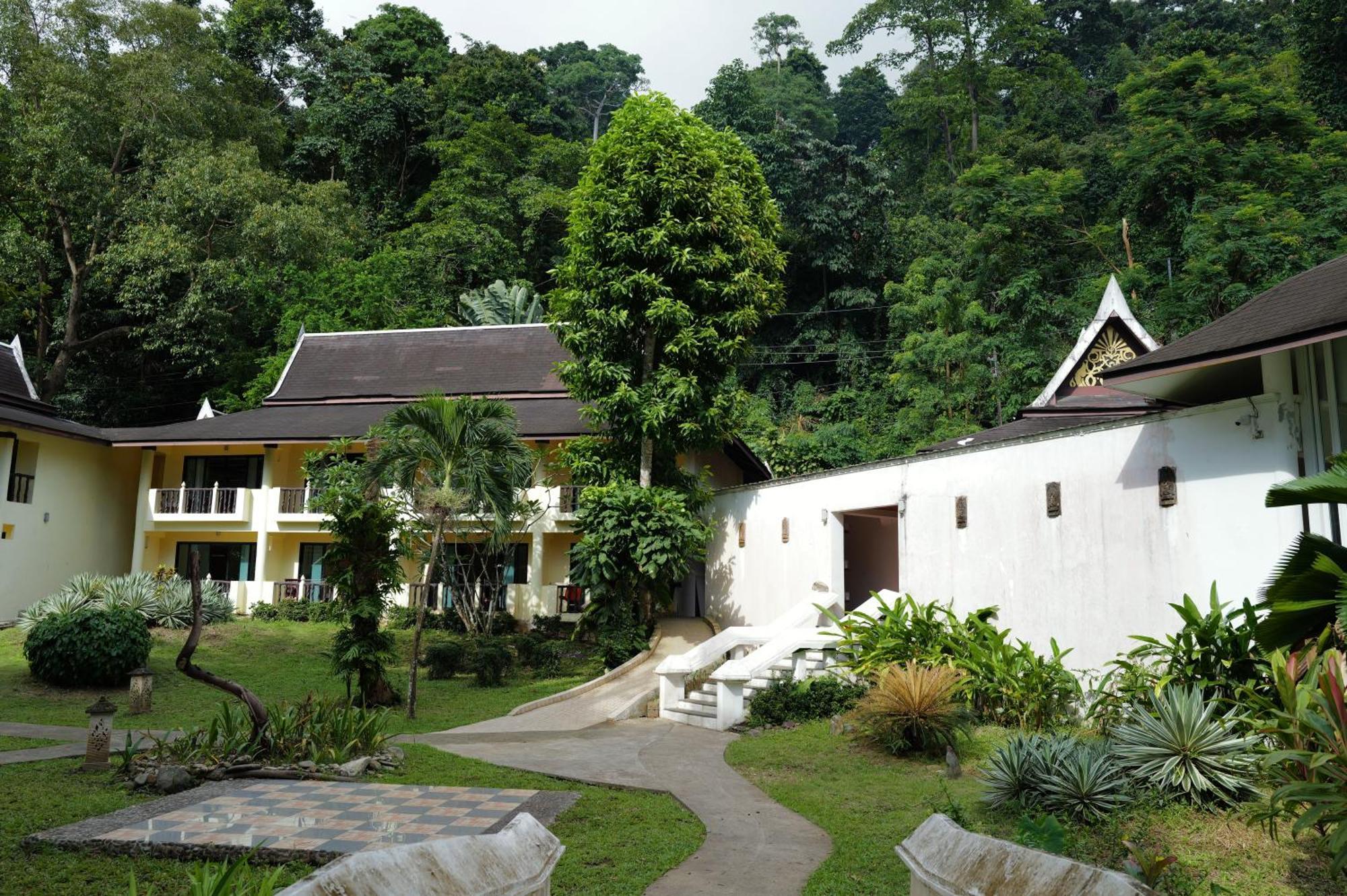 Bhumiyama Plus Hotel Koh Chang Exterior foto